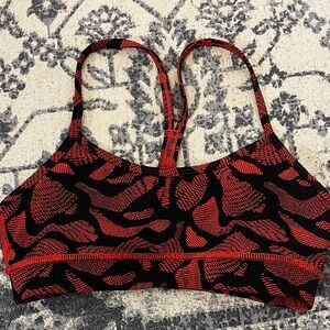 🍋Lululemon Flow Y Bra IV - Mini Warp Red Print Size 2